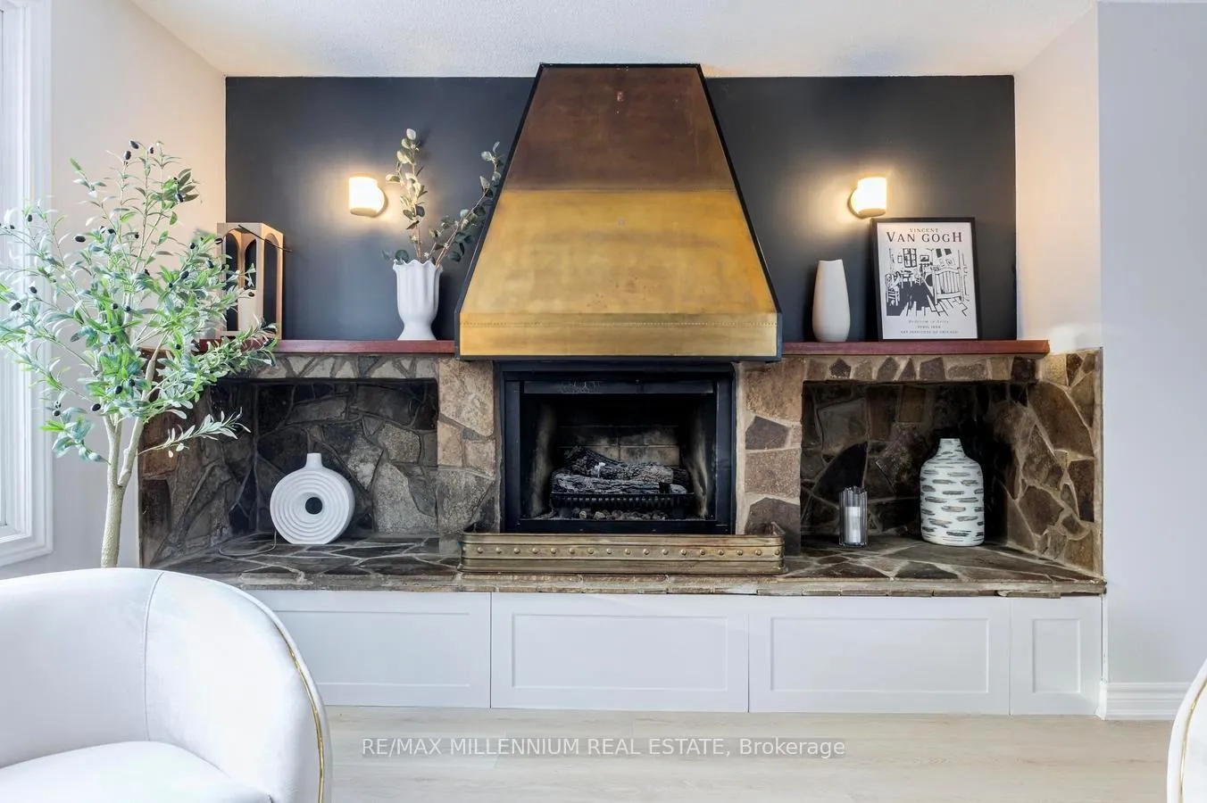 Photo 12 of 902 Centre Street, Whitby, Williamsburg — HOMEH