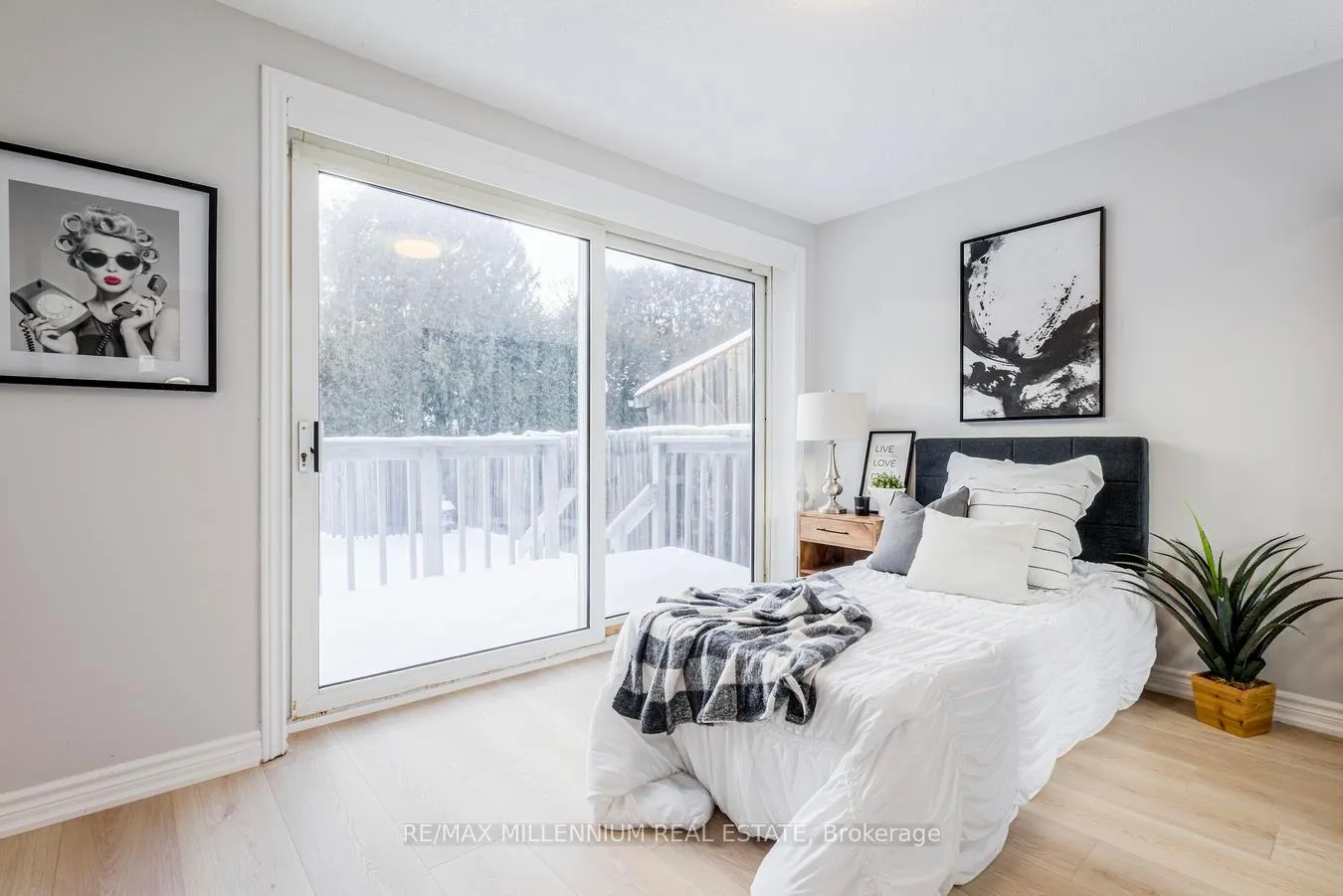 Photo 15 of 902 Centre Street, Whitby, Williamsburg — HOMEH