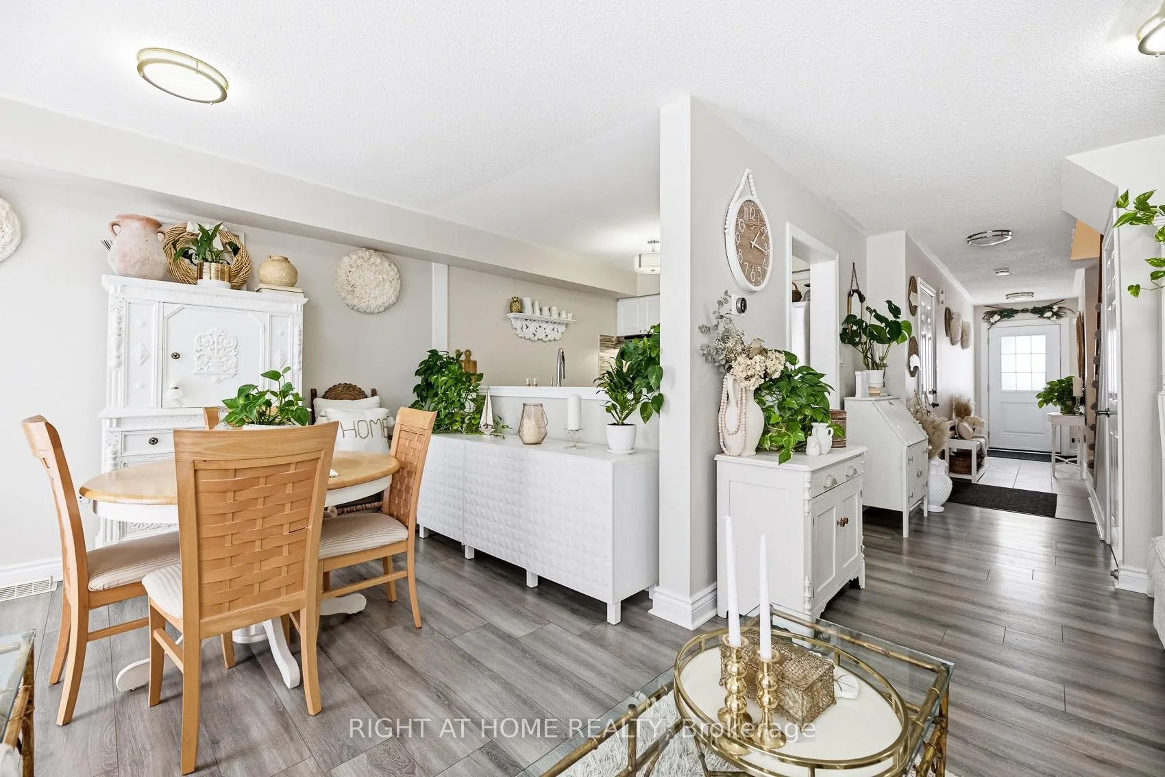 Photo 6 of Unit 37, 430 Mapleview Drive E, Barrie, Painswick South — HOMEH