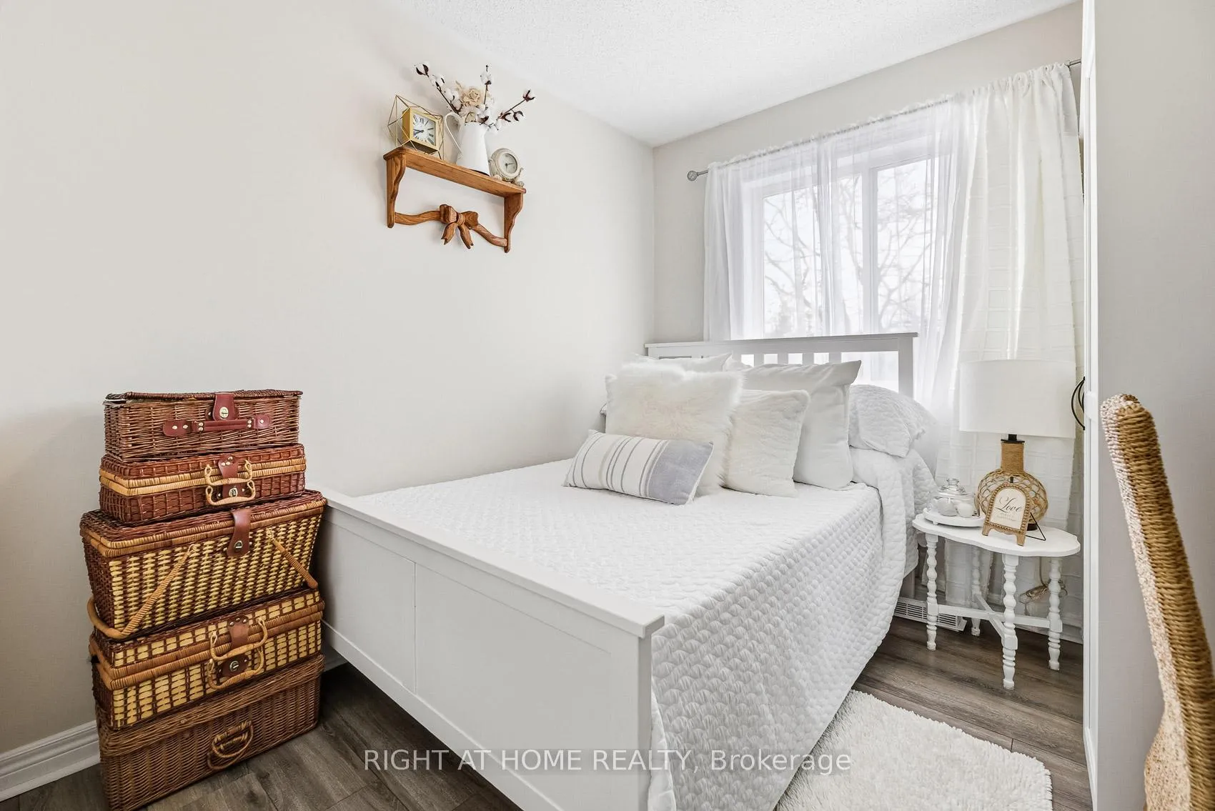 Photo 21 of Unit 37, 430 Mapleview Drive E, Barrie, Painswick South — HOMEH