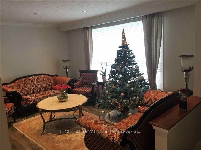 Photo 3 of 129 Hambly Avenue, King, King City — HOMEH