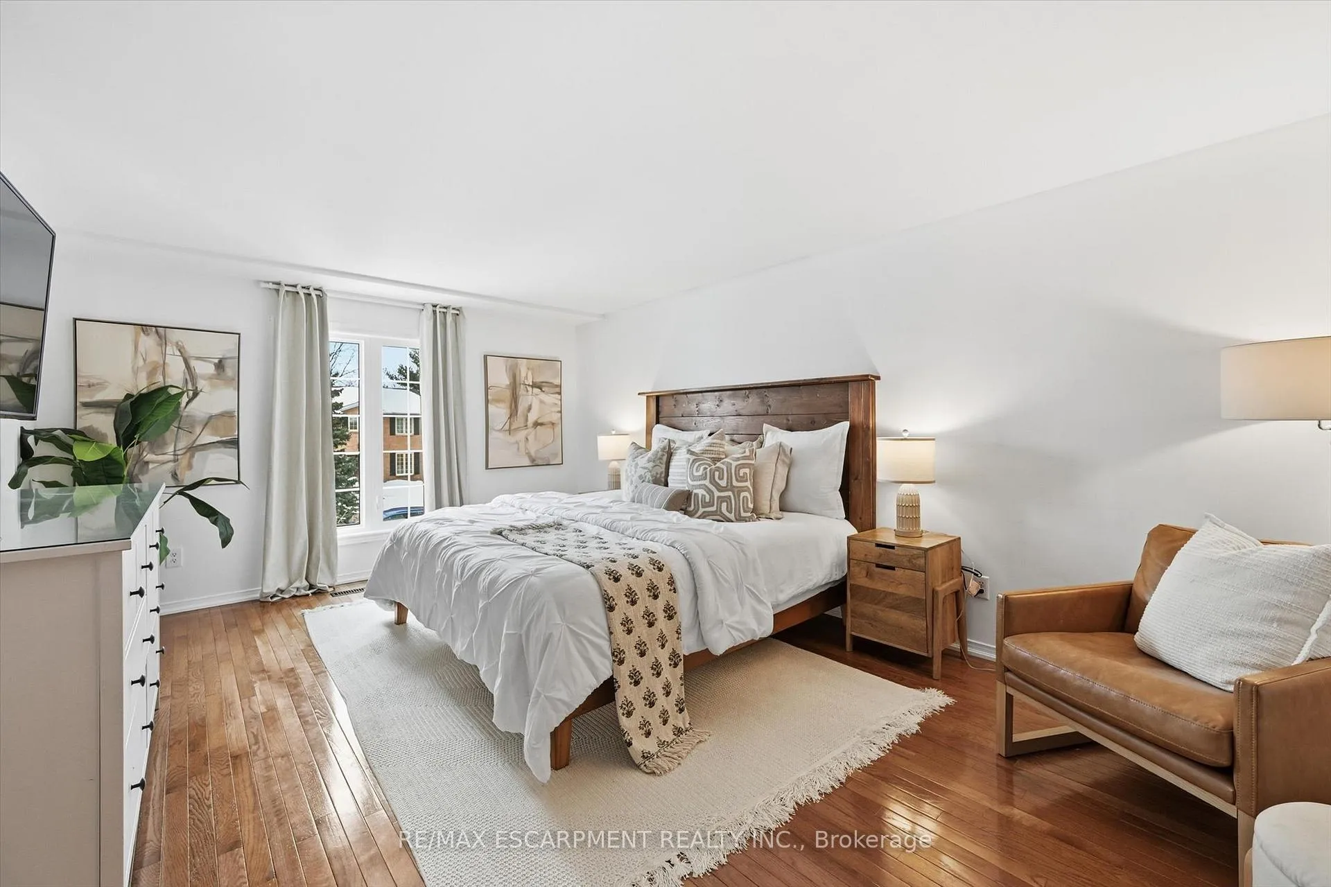 Photo 23 of 287 Cornwallis Road, Hamilton, Ancaster — HOMEH