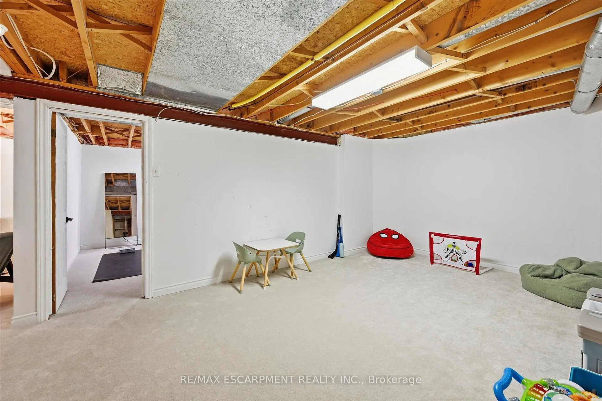 Photo 34 of 287 Cornwallis Road, Hamilton, Ancaster — HOMEH