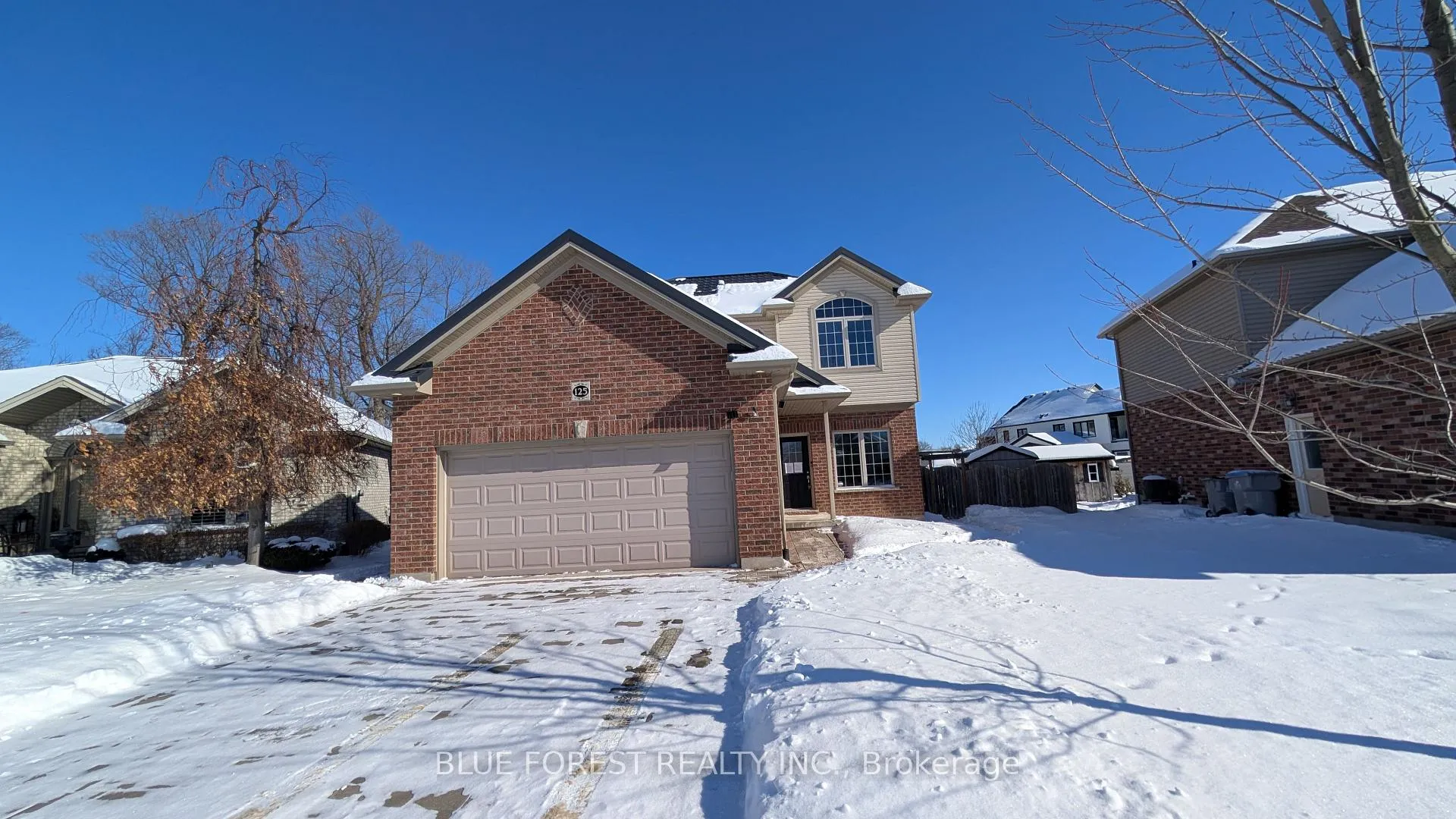 Photo 1 of 125 Deborah Drive, Strathroy-Caradoc, NE — HOMEH