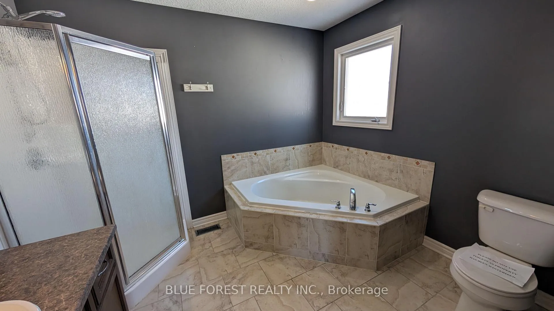 Photo 16 of 125 Deborah Drive, Strathroy-Caradoc, NE — HOMEH