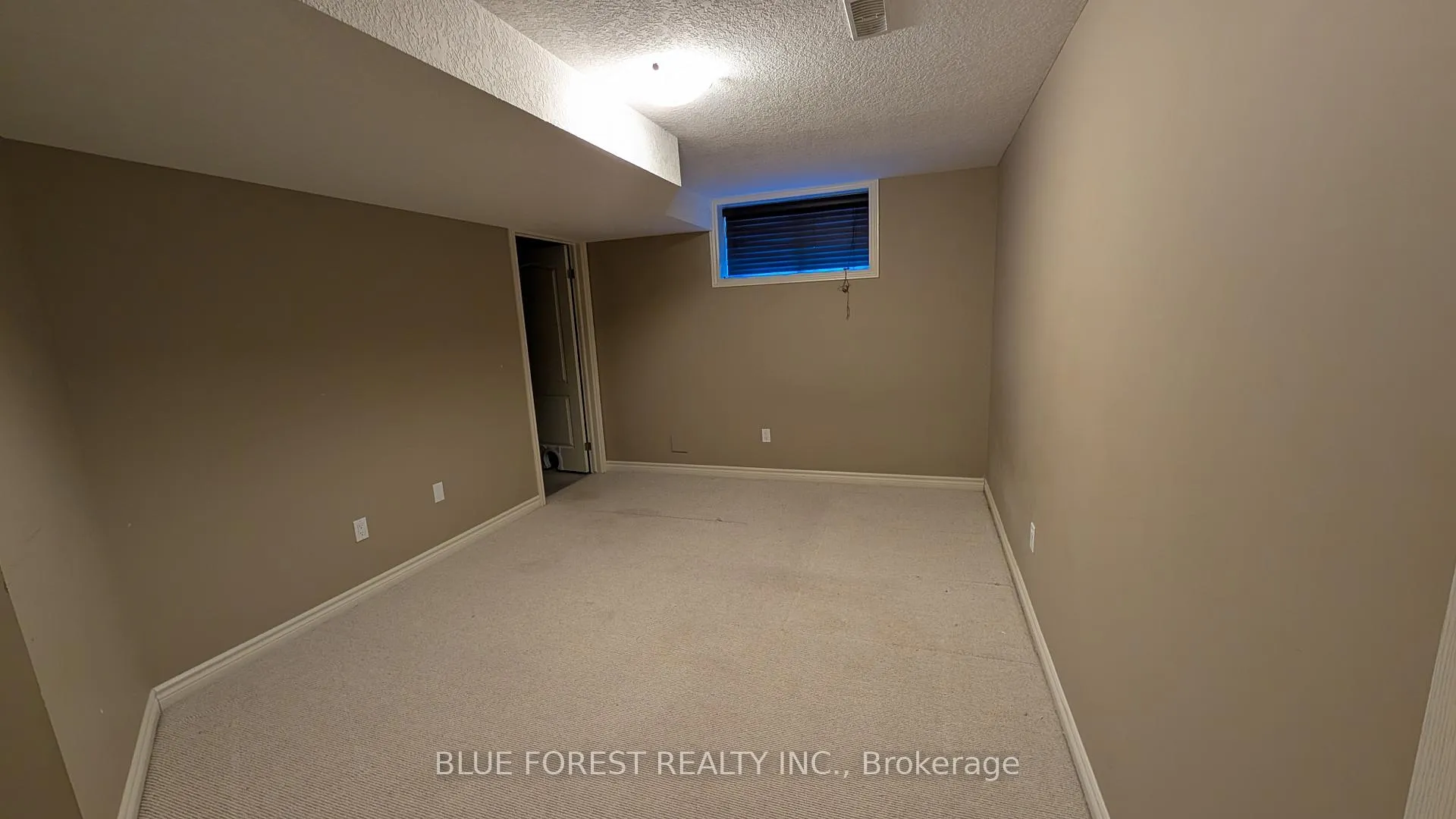 Photo 21 of 125 Deborah Drive, Strathroy-Caradoc, NE — HOMEH