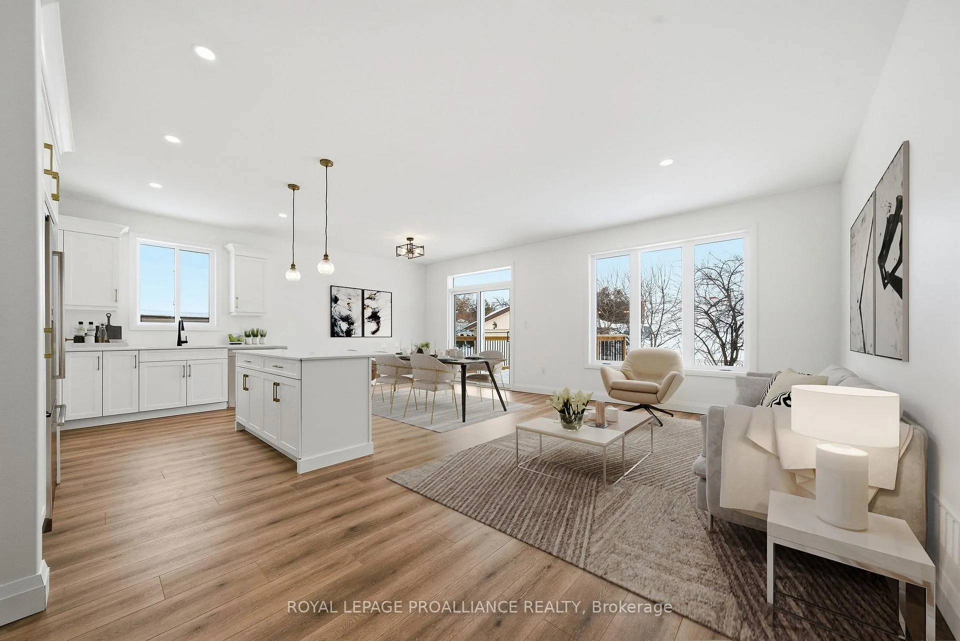 Photo 9 of 152 Bay Street, Quinte West, Trenton Ward — HOMEH