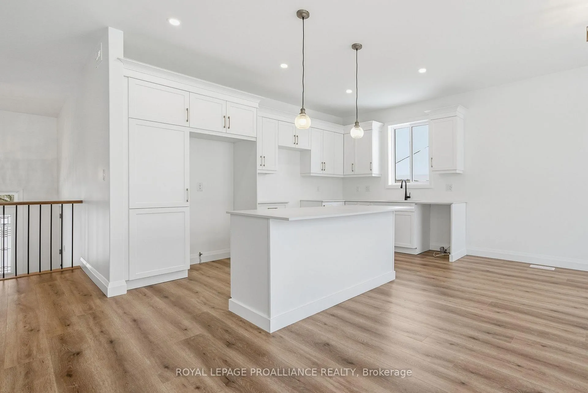 Photo 13 of 152 Bay Street, Quinte West, Trenton Ward — HOMEH
