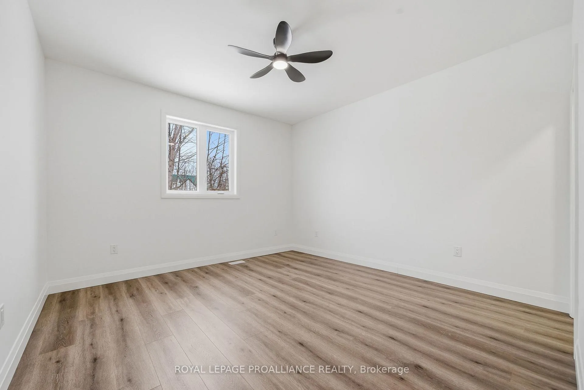 Photo 29 of 152 Bay Street, Quinte West, Trenton Ward — HOMEH