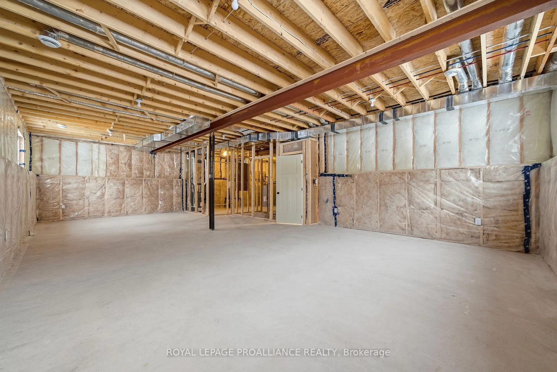 Photo 38 of 152 Bay Street, Quinte West, Trenton Ward — HOMEH