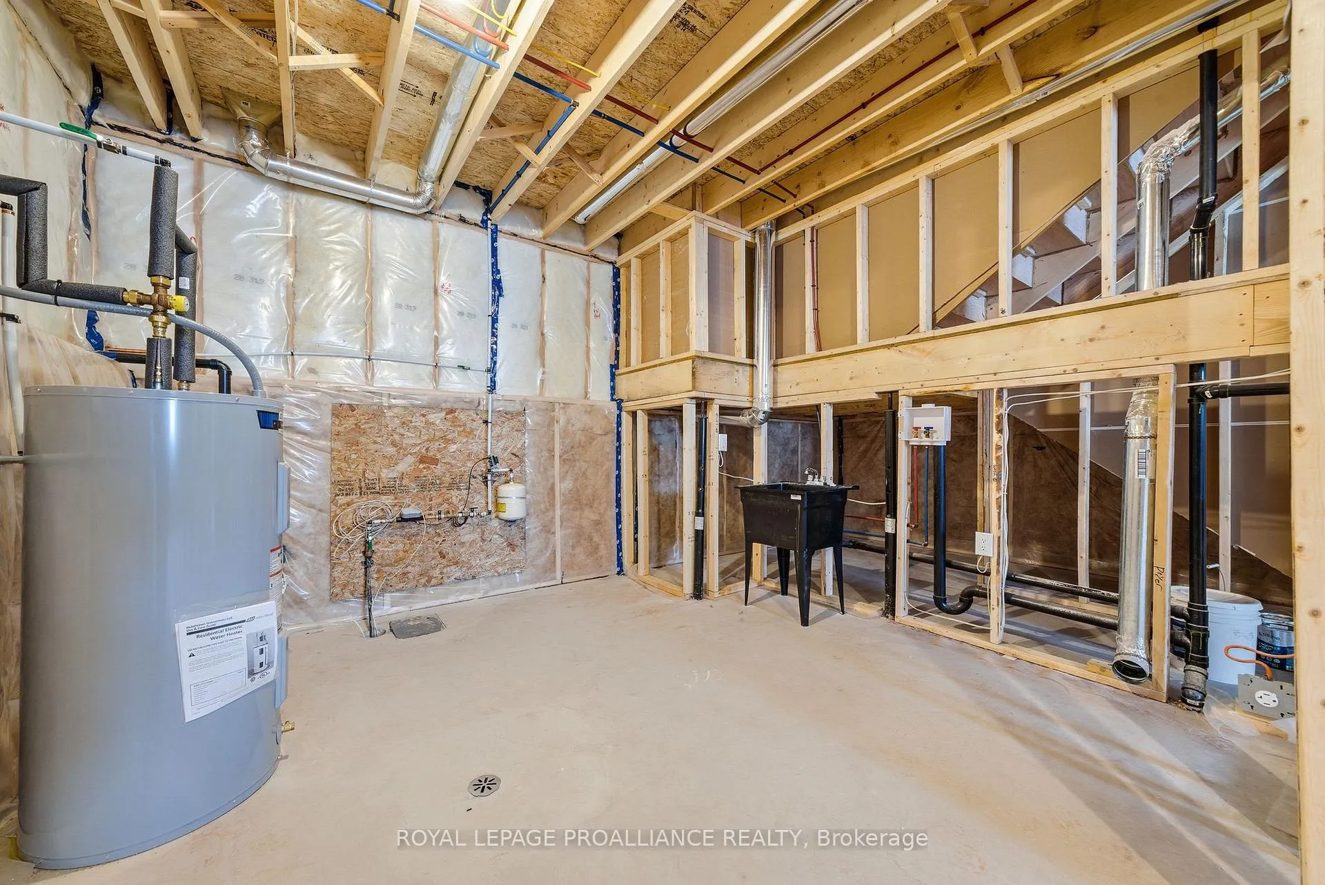 Photo 41 of 152 Bay Street, Quinte West, Trenton Ward — HOMEH