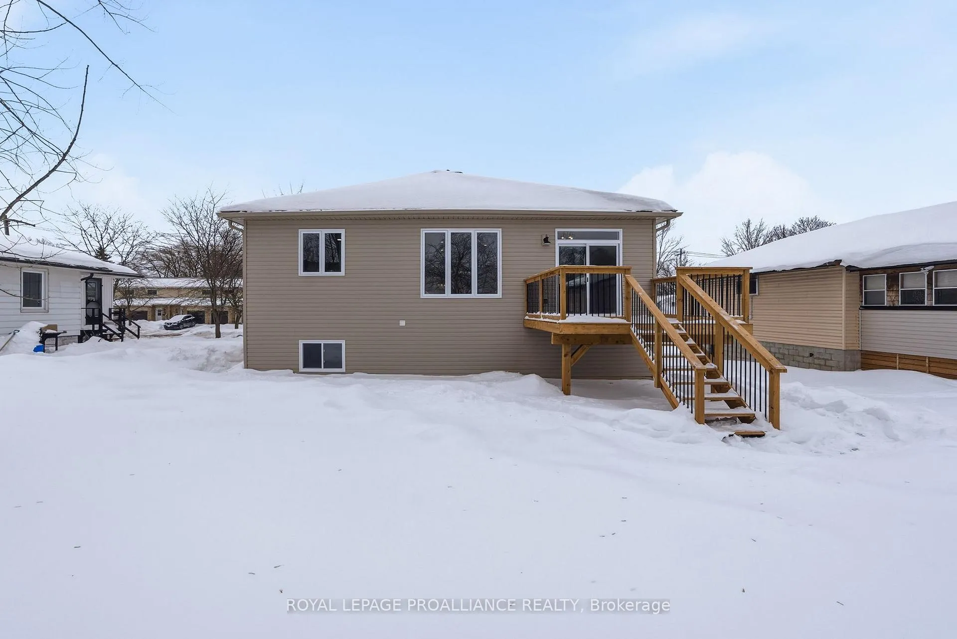Photo 47 of 152 Bay Street, Quinte West, Trenton Ward — HOMEH