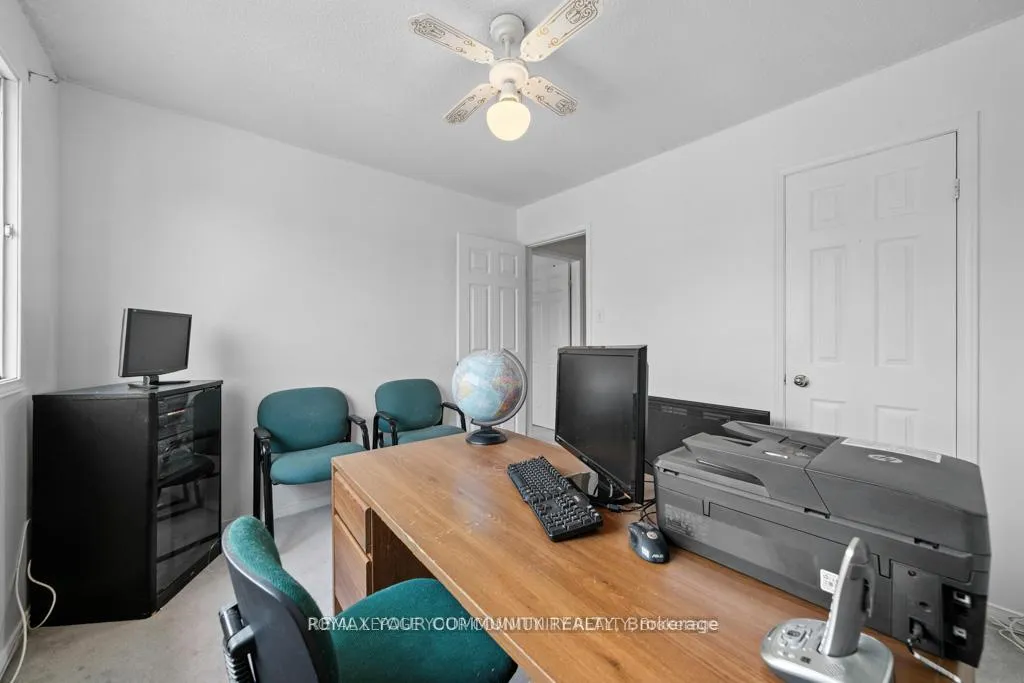 Photo 33 of 104 Garden Drive, Barrie, Allandale Heights — HOMEH