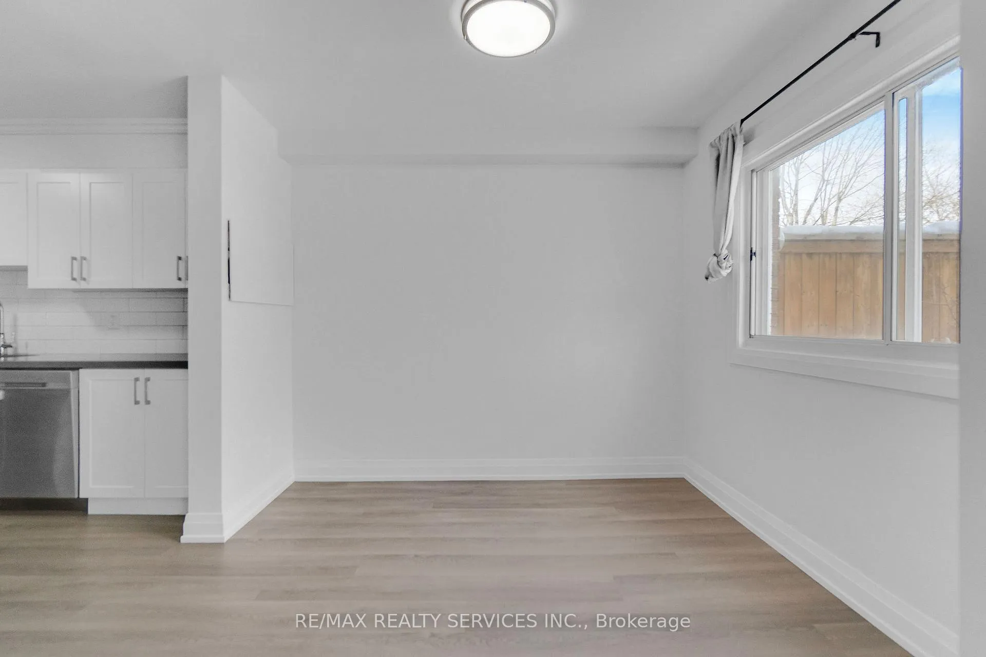 Photo 6 of Unit 5, 1140 Tavistock Drive, Burlington, Mountainside — HOMEH