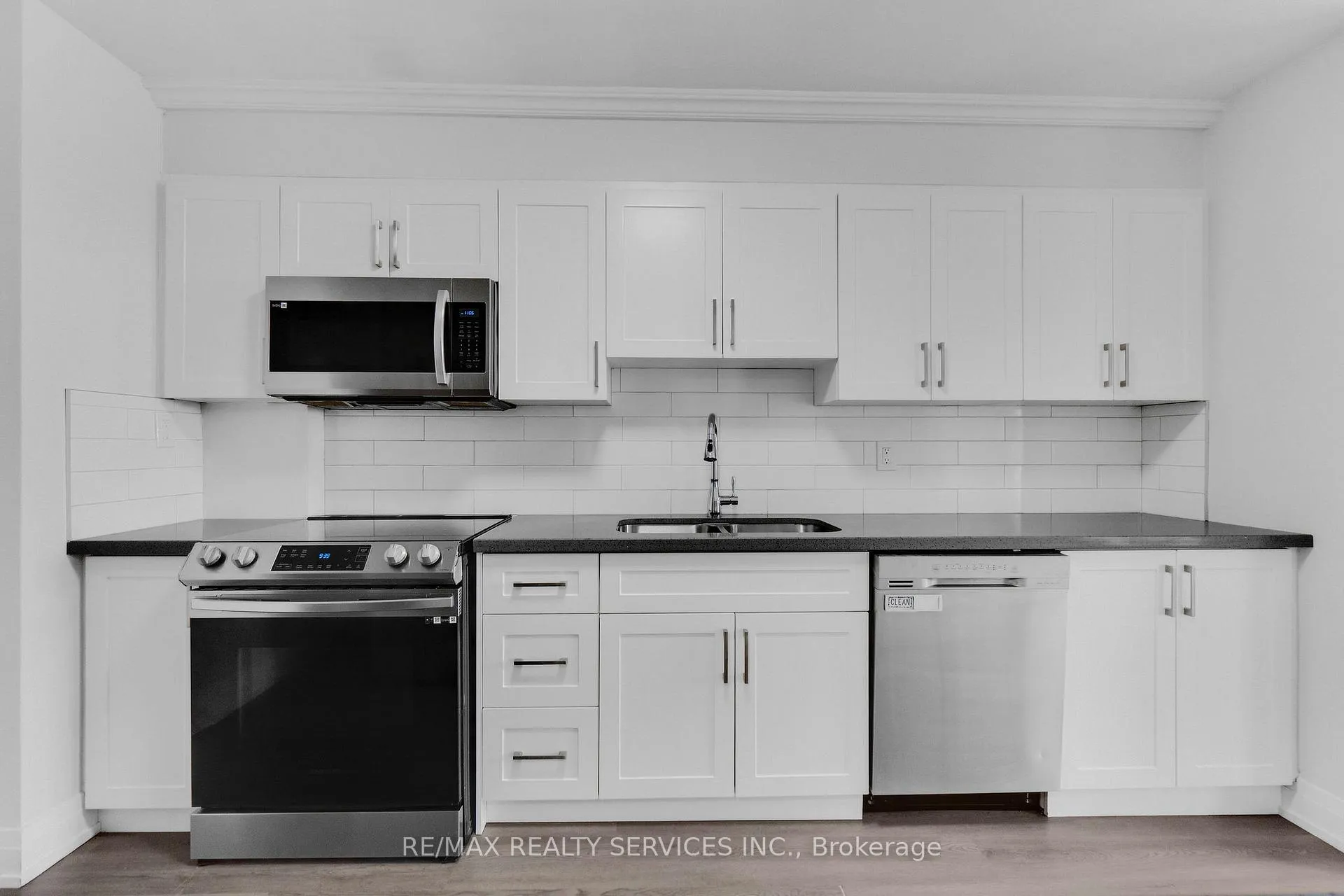 Photo 11 of Unit 5, 1140 Tavistock Drive, Burlington, Mountainside — HOMEH