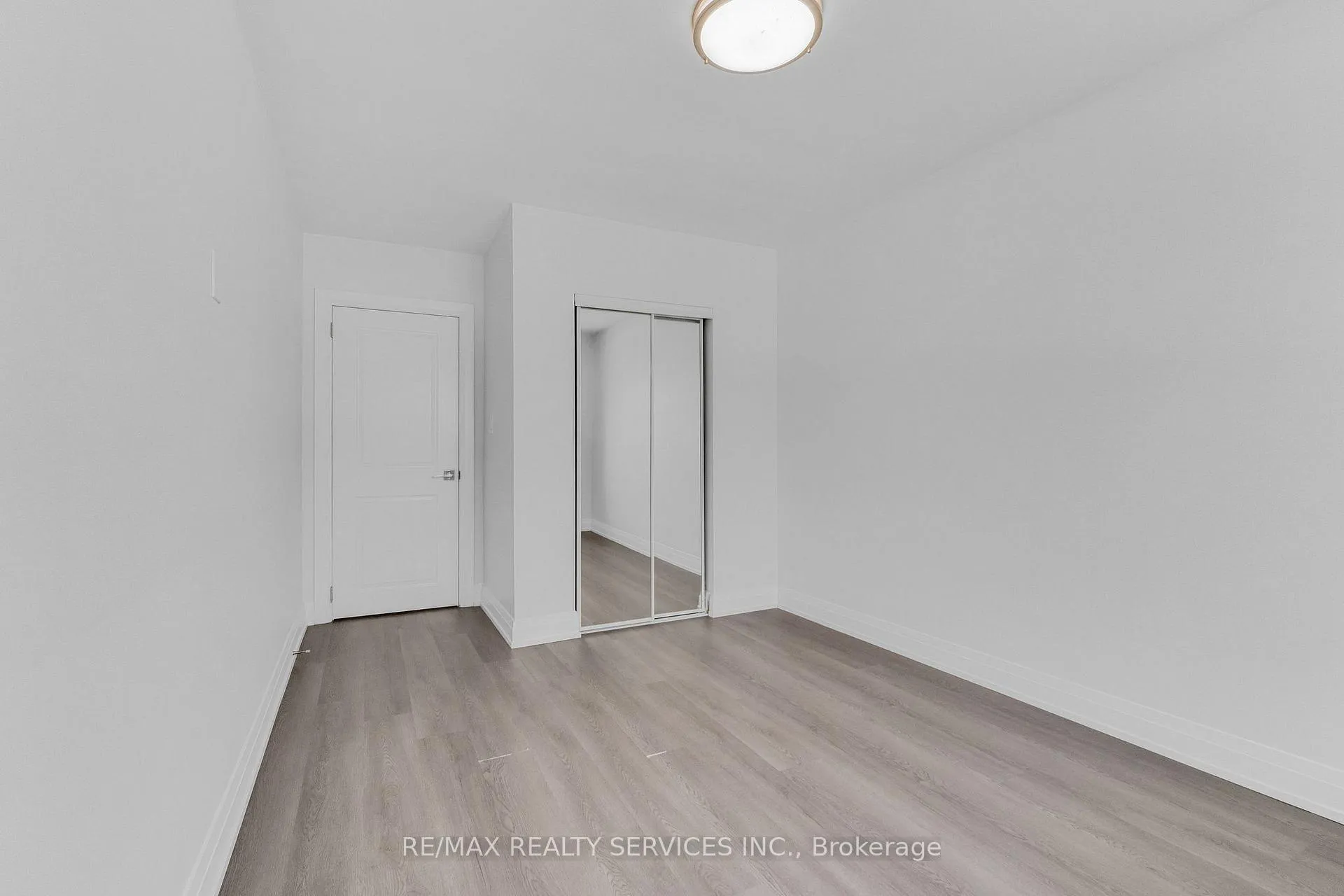 Photo 19 of Unit 5, 1140 Tavistock Drive, Burlington, Mountainside — HOMEH