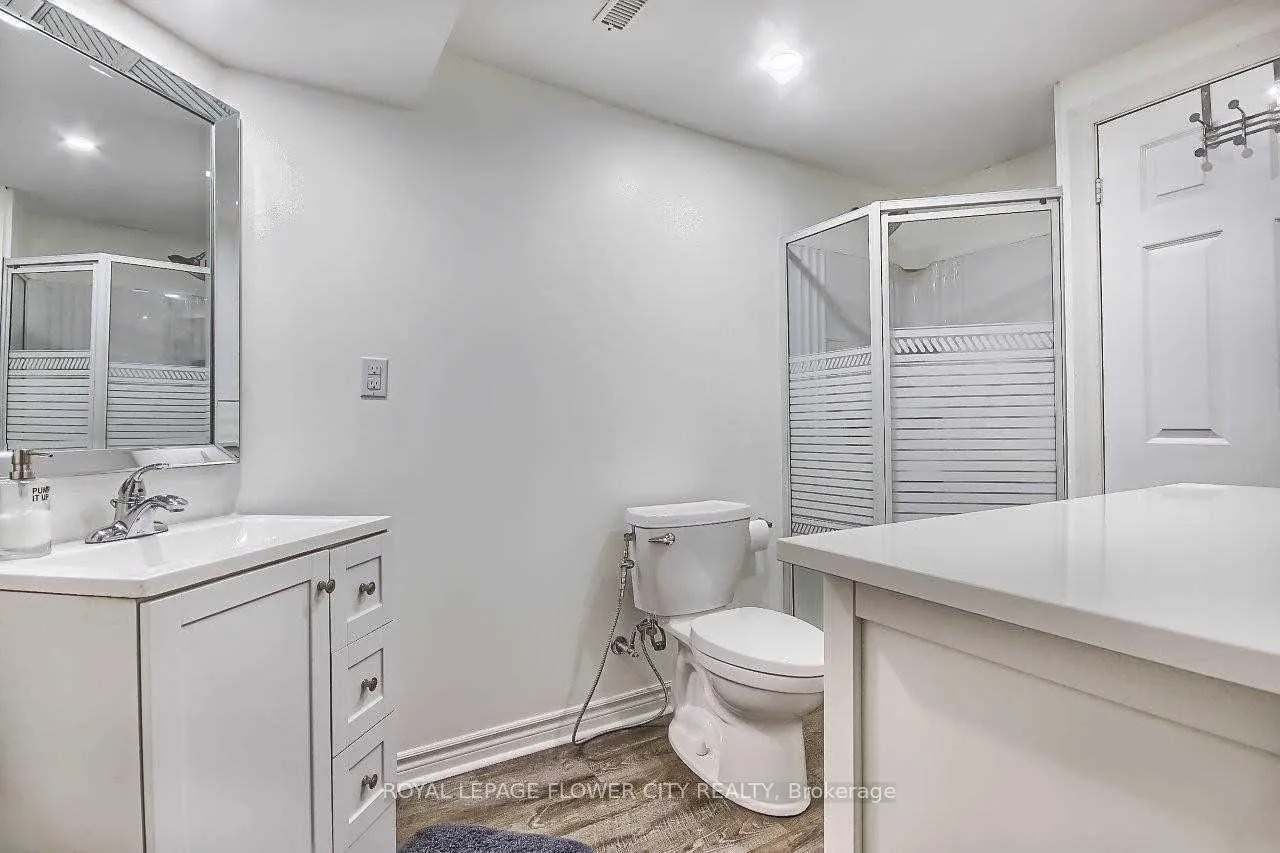 Photo 38 of 2247 Empire Crescent W, Burlington, Orchard — HOMEH