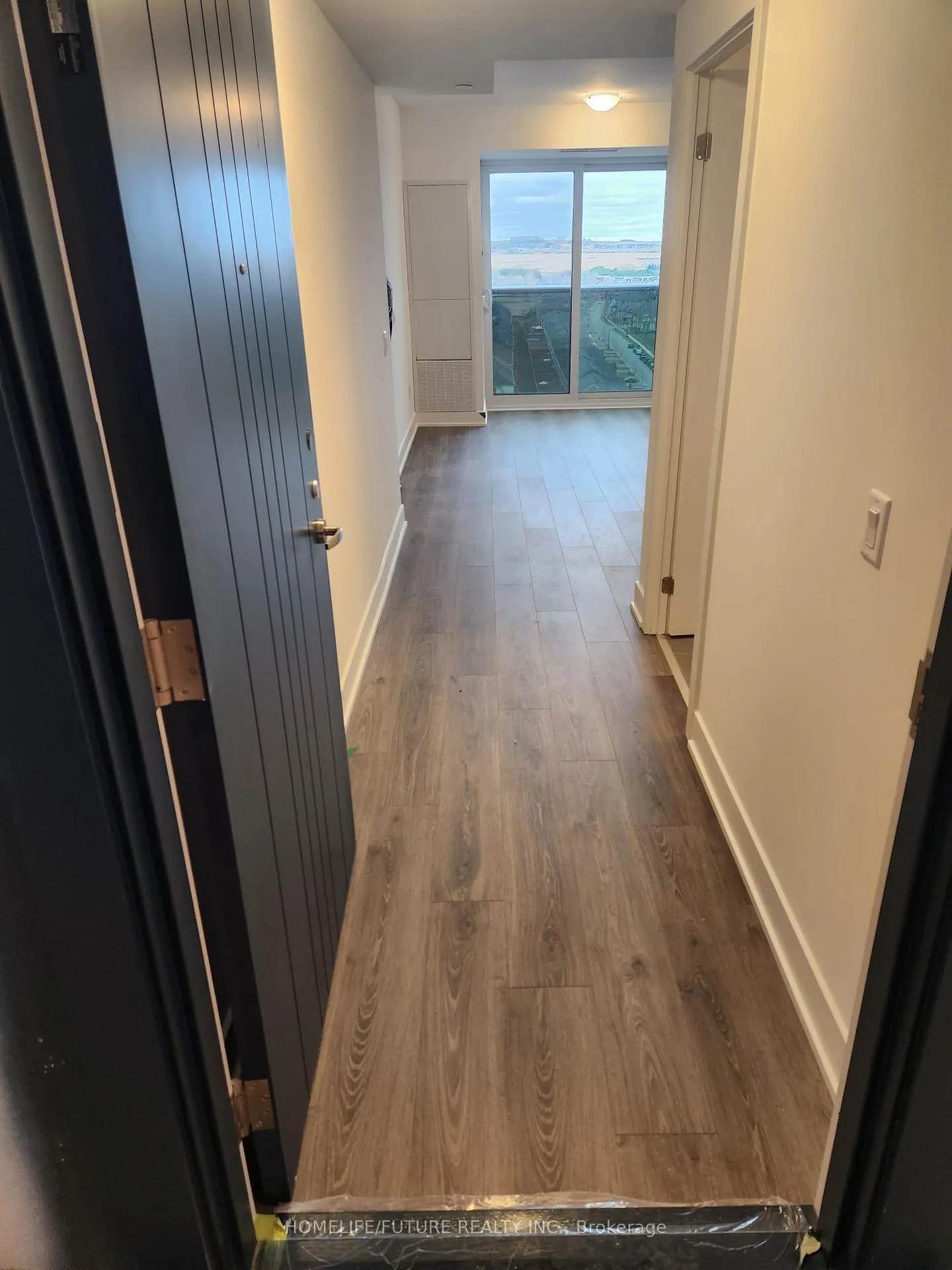 Photo 2 of Unit 1403, 2545 Simcoe Street N, Oshawa, Windfields — HOMEH