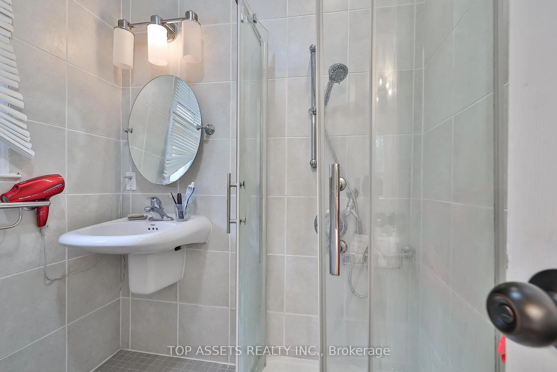 Photo 24 of 570 Vaughan (Main Floor) Road, Toronto, Humewood-Cedarvale — HOMEH