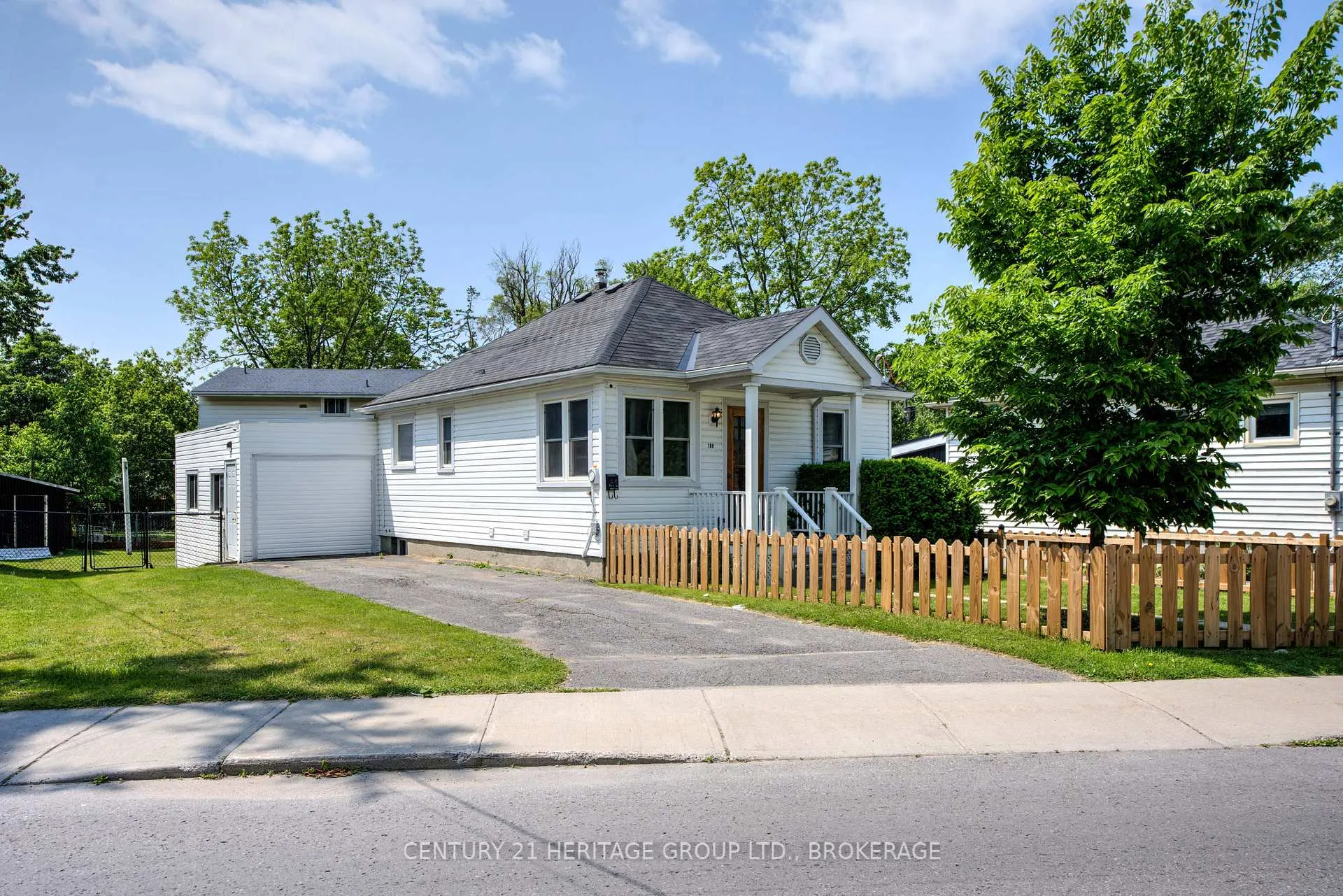 Photo 2 of 108 Park Street, Kingston, Central City East — HOMEH