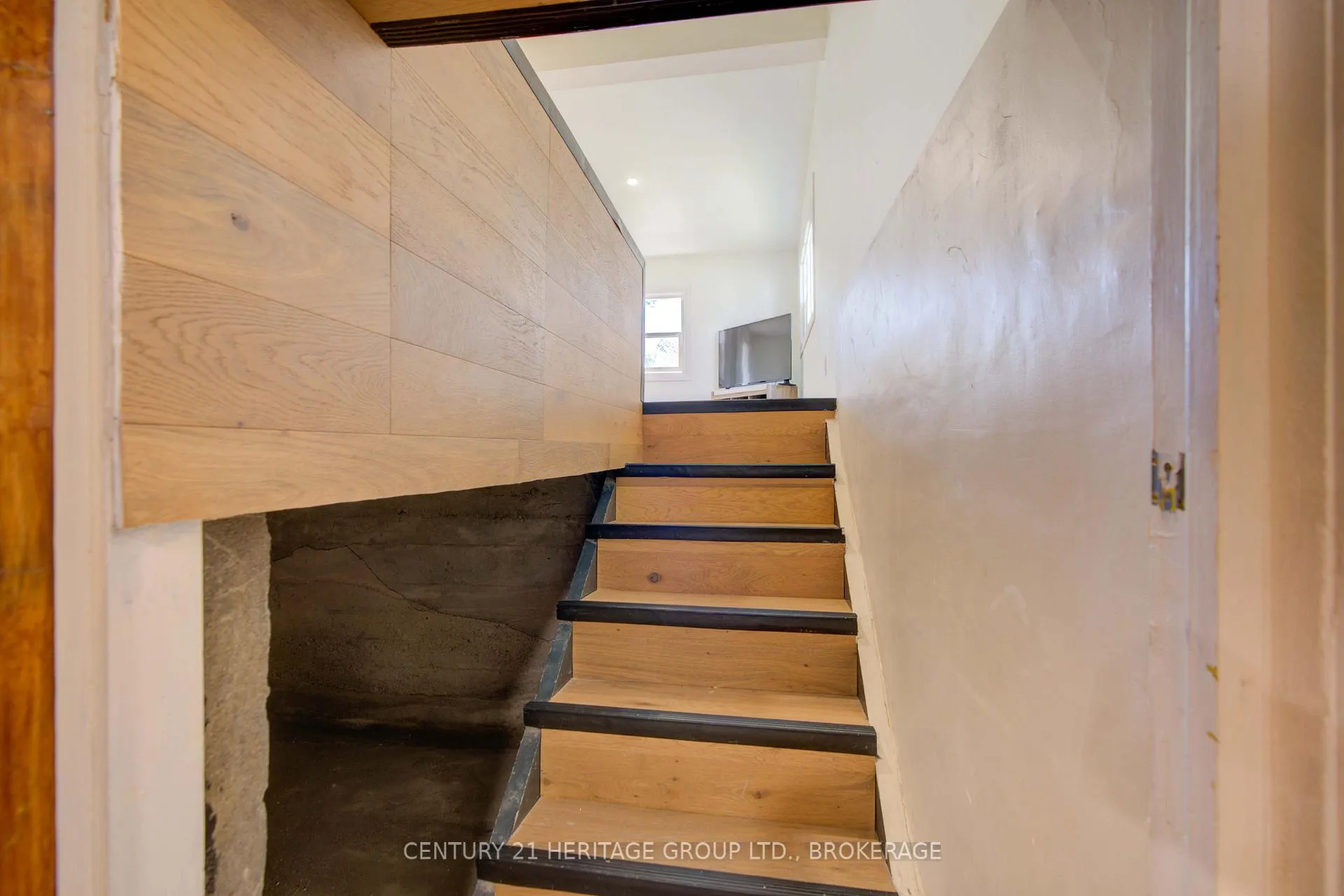 Photo 37 of 108 Park Street, Kingston, Central City East — HOMEH
