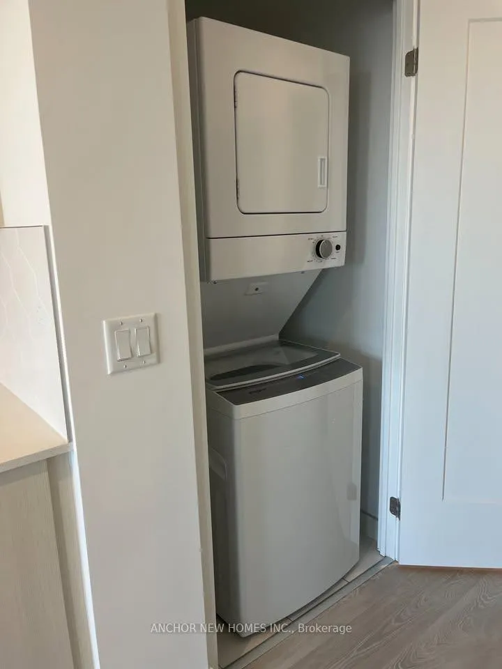 Photo 7 of Unit 814, 2545 Simcoe Street N, Oshawa, Windfields — HOMEH