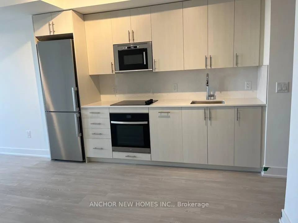 Photo 8 of Unit 814, 2545 Simcoe Street N, Oshawa, Windfields — HOMEH