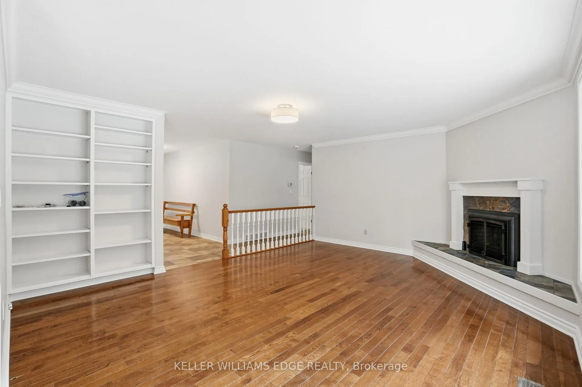 Photo 13 of 11 Mays Crescent, Hamilton, Waterdown — HOMEH