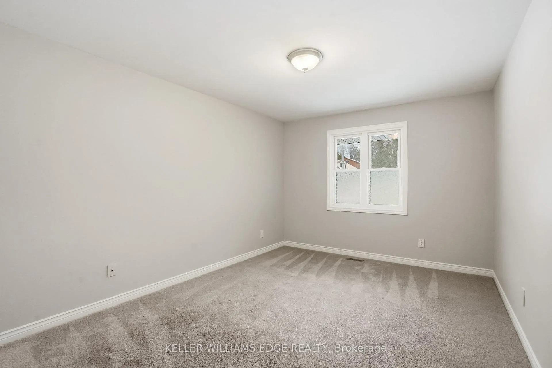 Photo 24 of 11 Mays Crescent, Hamilton, Waterdown — HOMEH