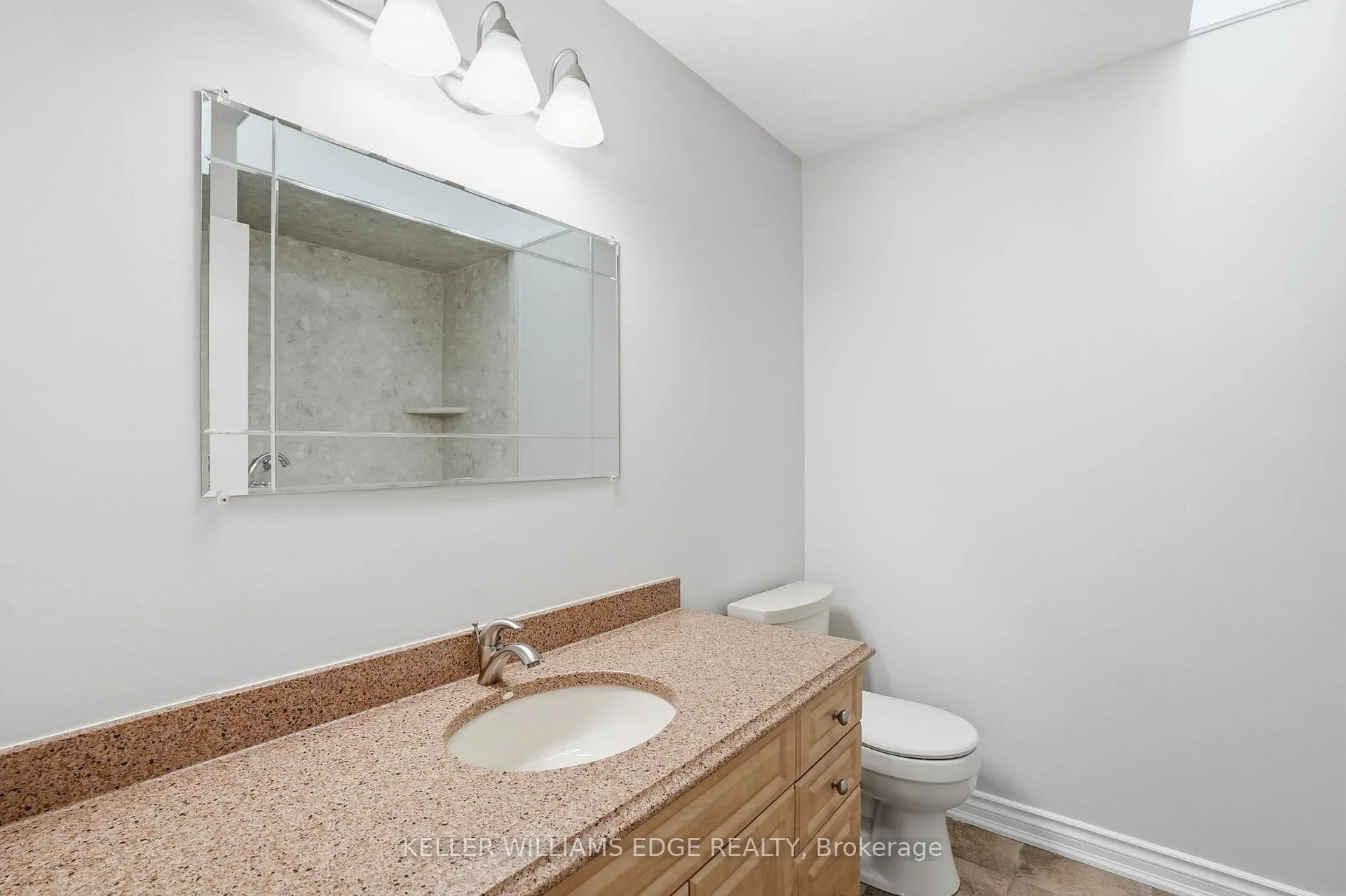 Photo 28 of 11 Mays Crescent, Hamilton, Waterdown — HOMEH