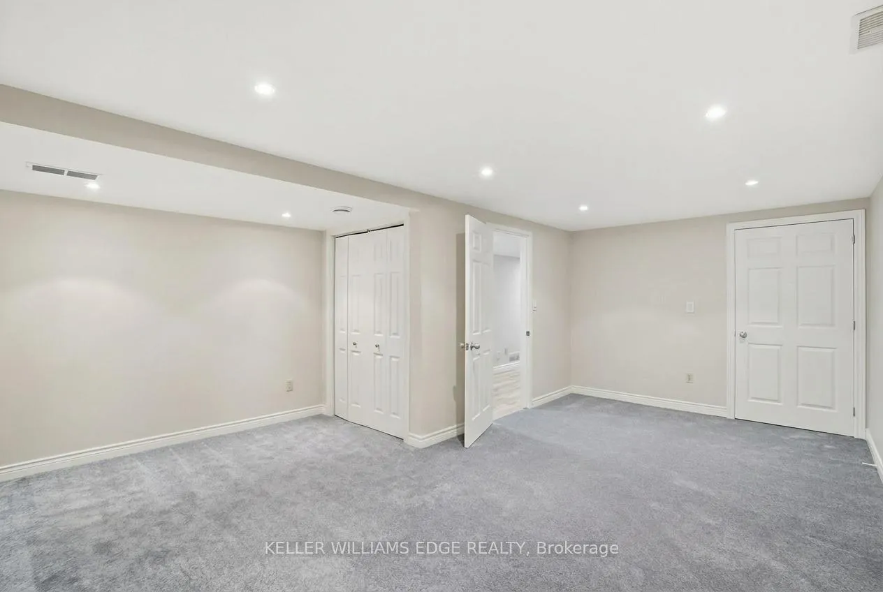 Photo 34 of 11 Mays Crescent, Hamilton, Waterdown — HOMEH