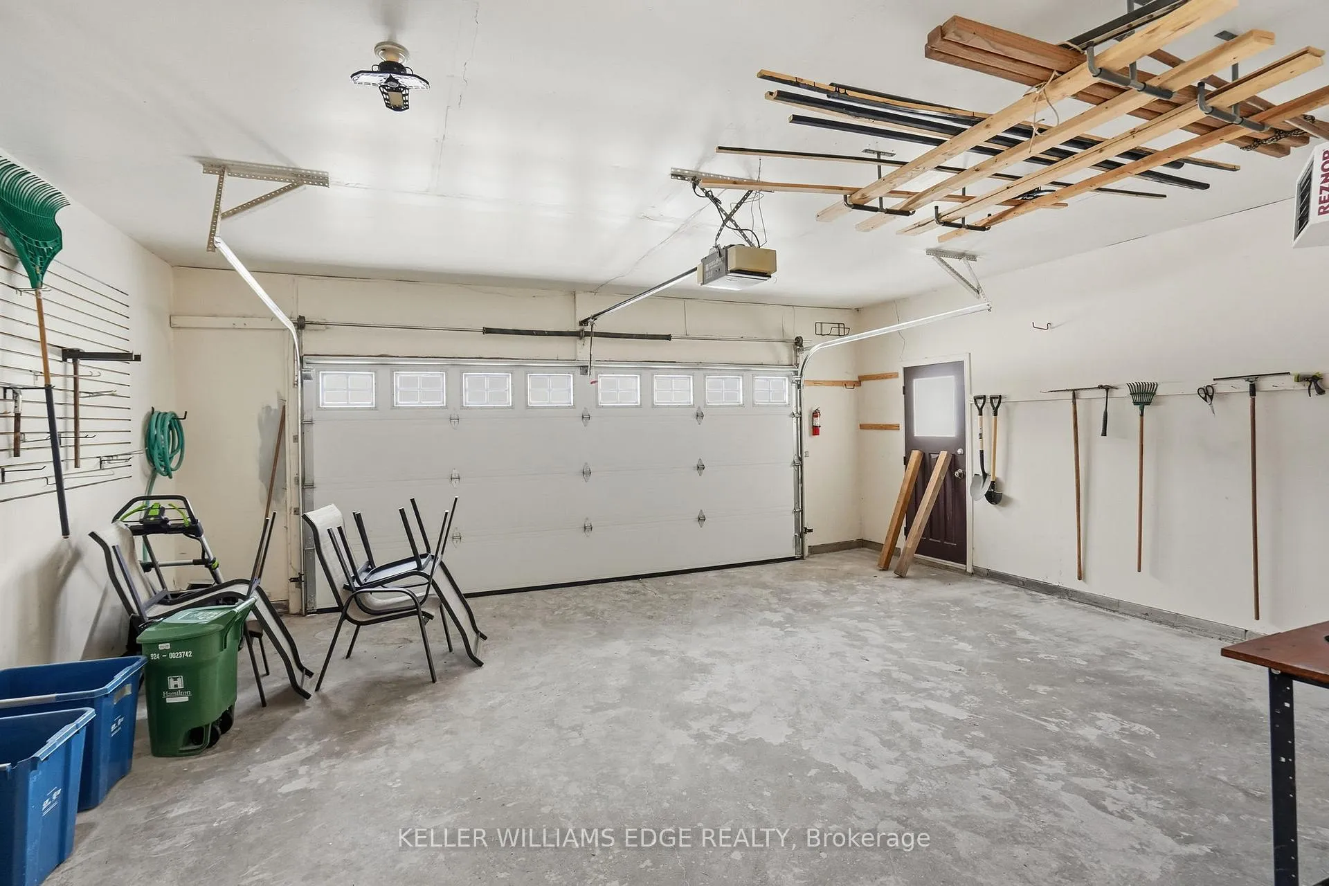 Photo 41 of 11 Mays Crescent, Hamilton, Waterdown — HOMEH