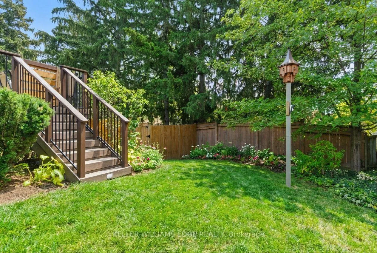 Photo 48 of 11 Mays Crescent, Hamilton, Waterdown — HOMEH