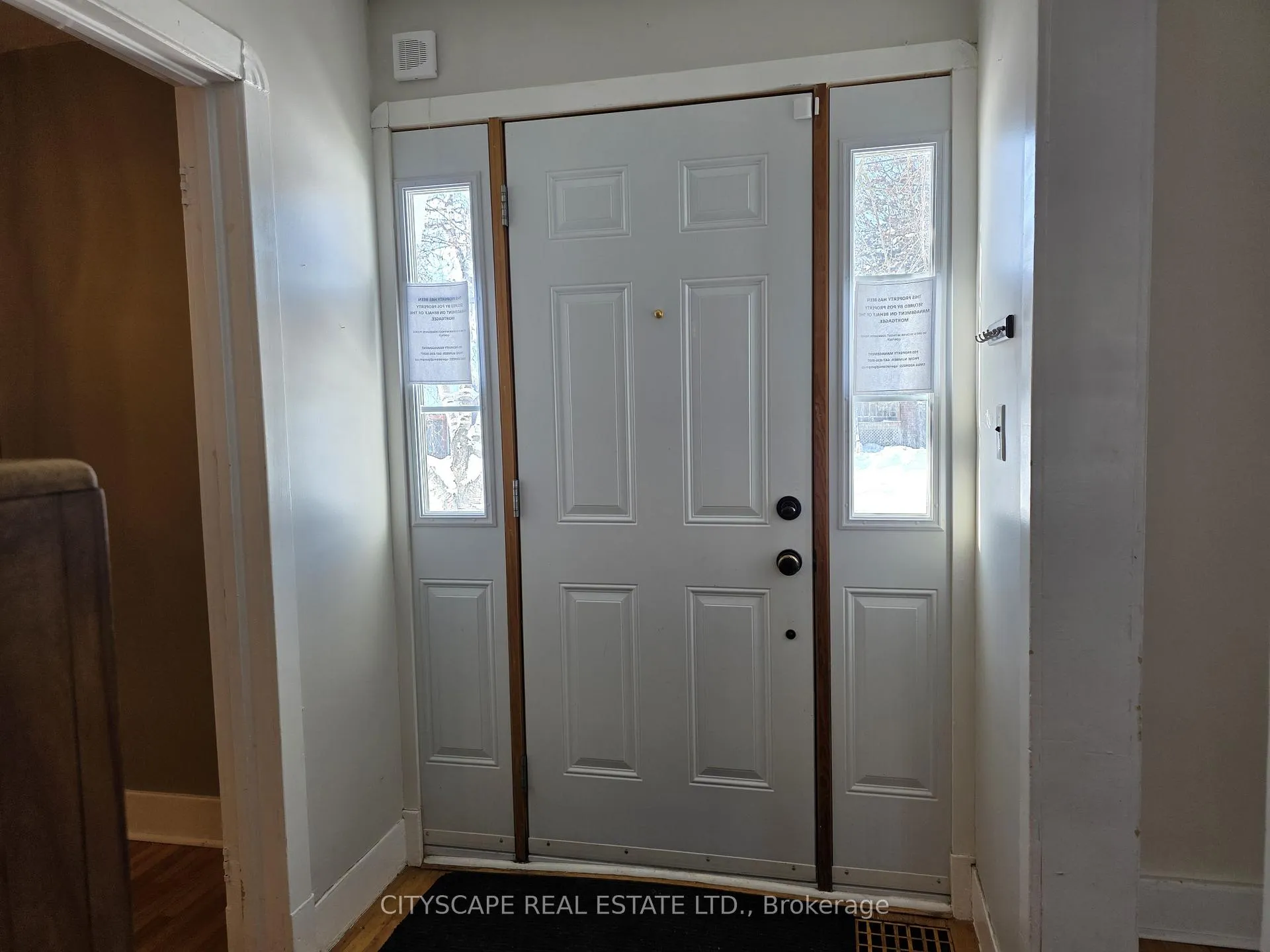 Photo 6 of 104 Patrick Street, Orillia — HOMEH