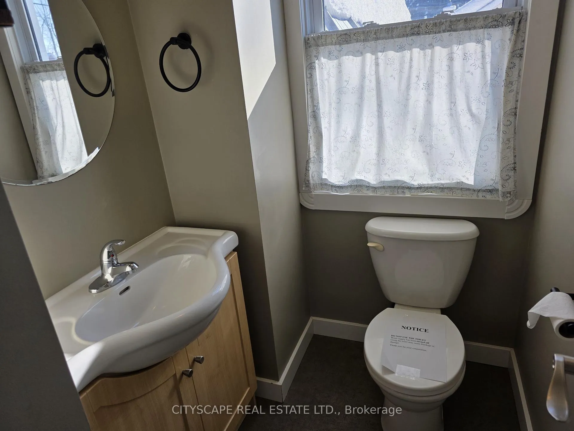 Photo 13 of 104 Patrick Street, Orillia — HOMEH