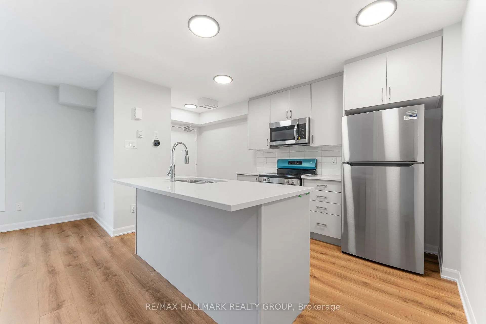 Photo 13 of Unit 16, 101 Glenroy Gilbert Drive, Ottawa, Barrhaven - Strandherd — HOMEH