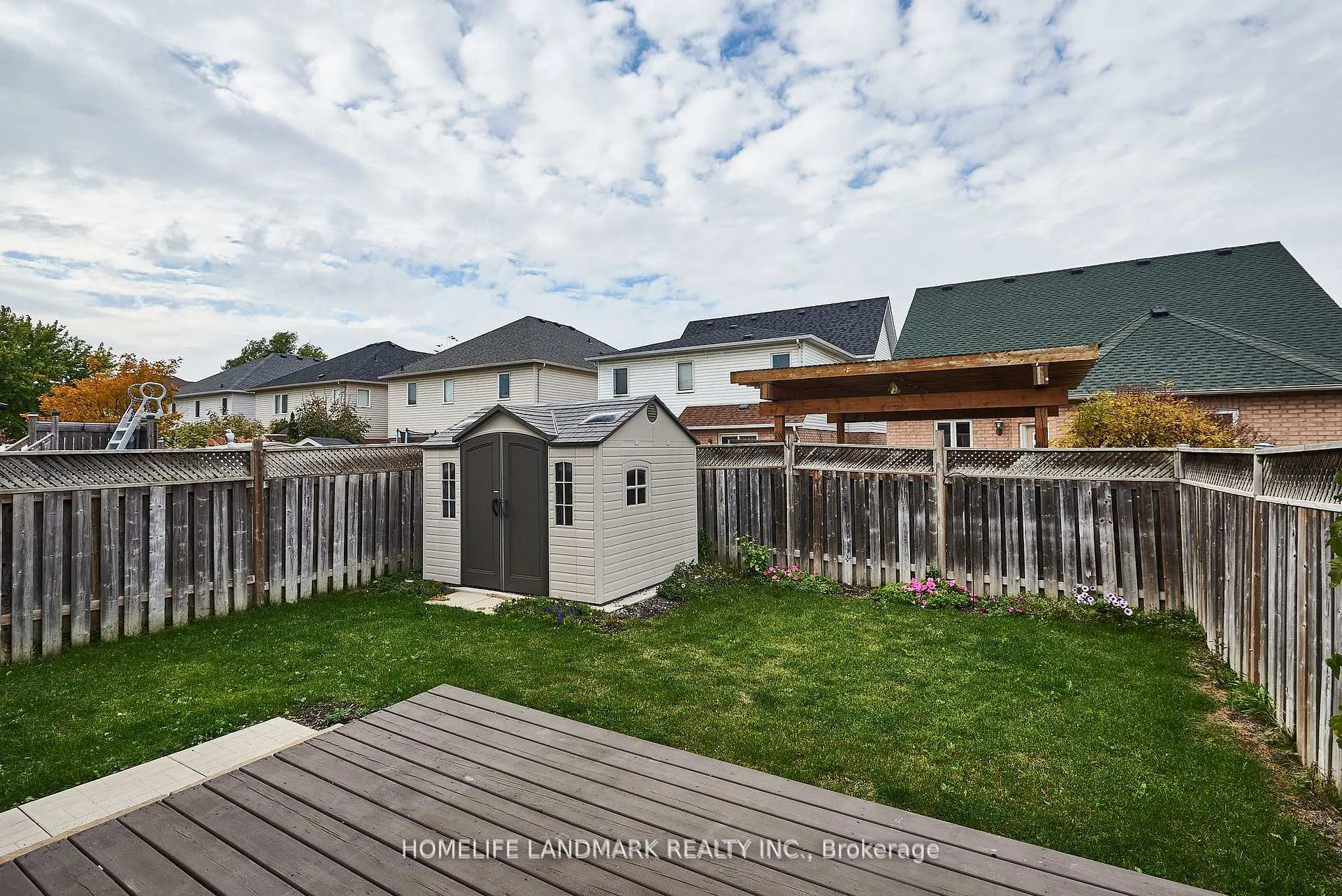 Photo 7 of 165 Madden Place, Clarington, Bowmanville — HOMEH
