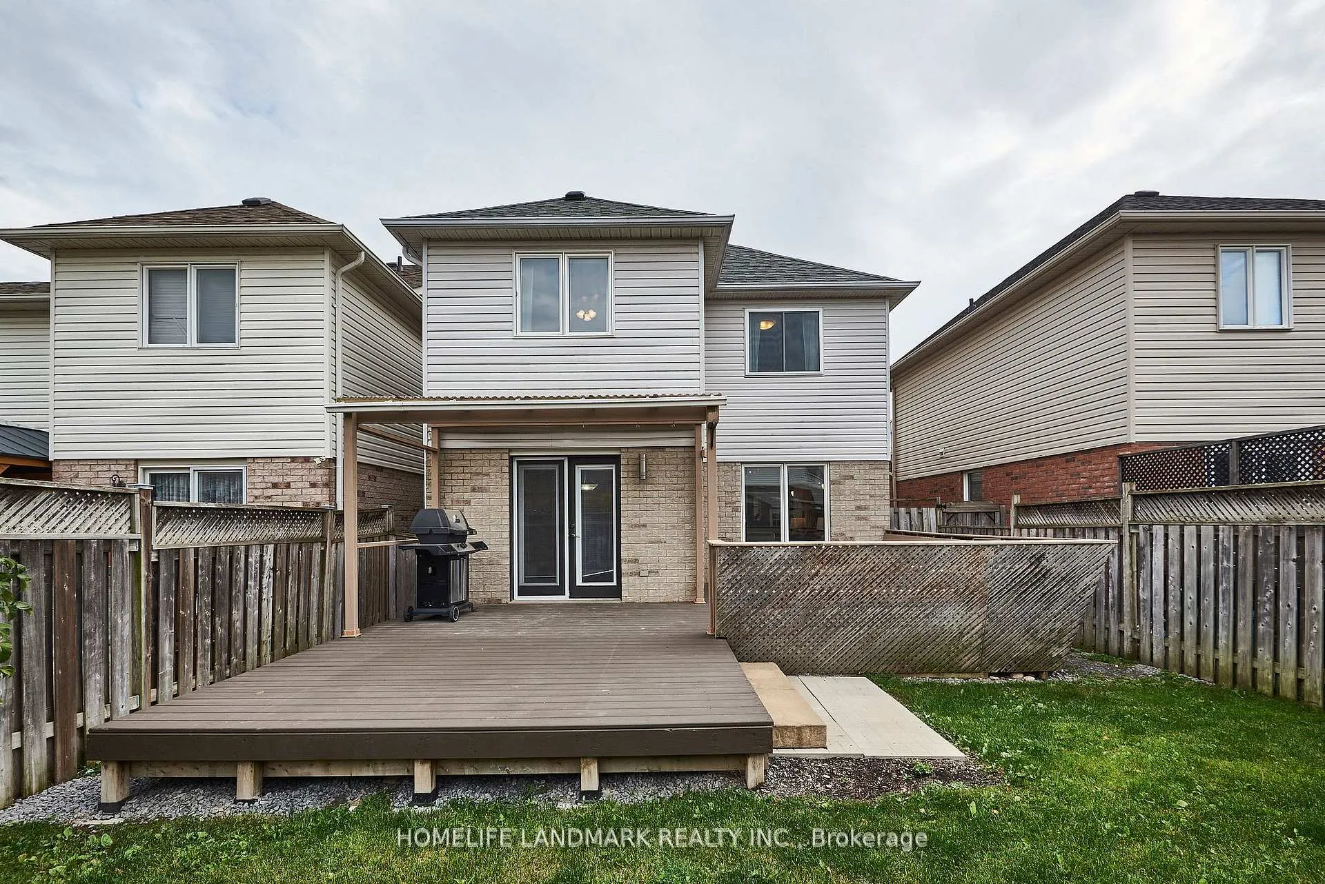 Photo 9 of 165 Madden Place, Clarington, Bowmanville — HOMEH