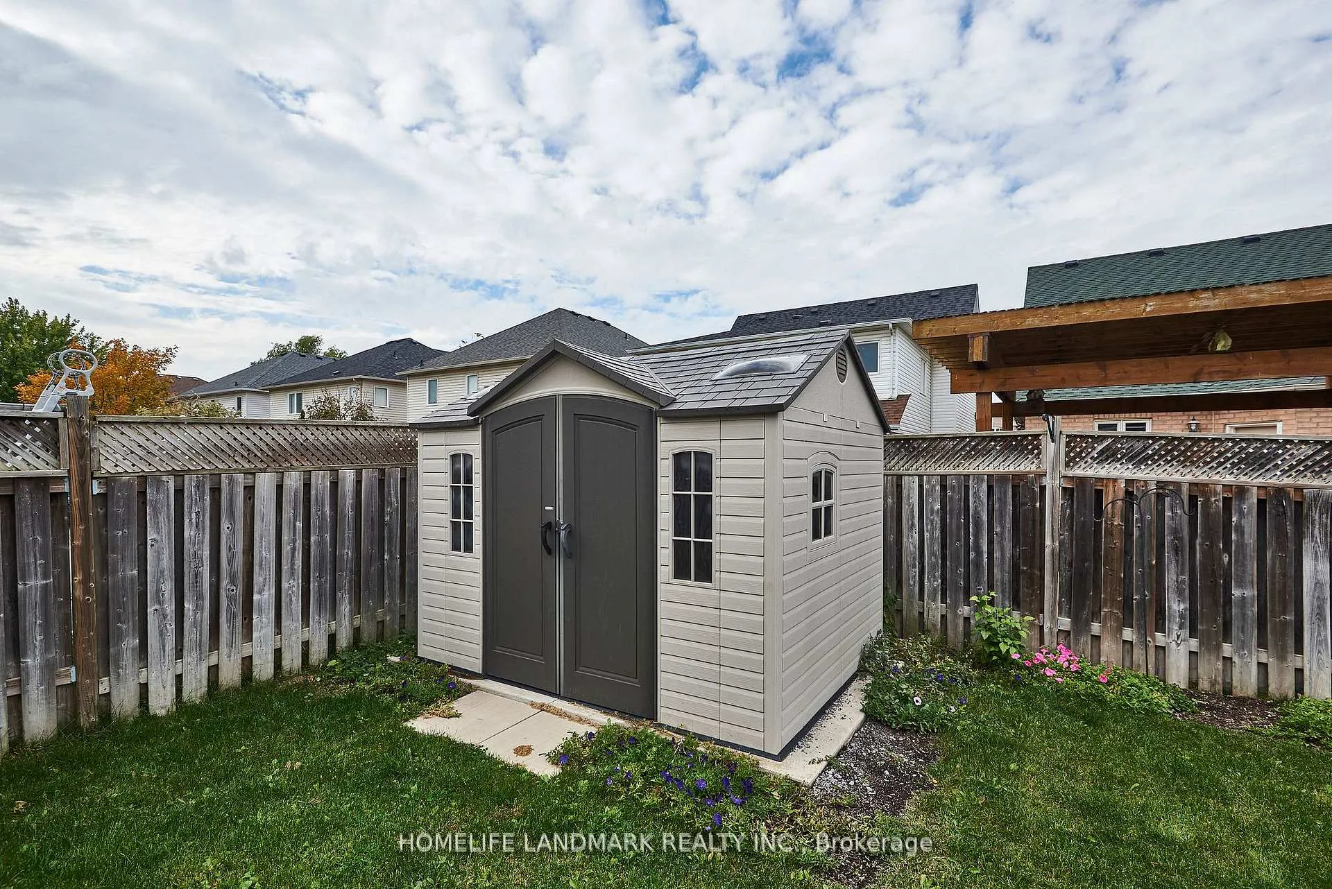 Photo 10 of 165 Madden Place, Clarington, Bowmanville — HOMEH