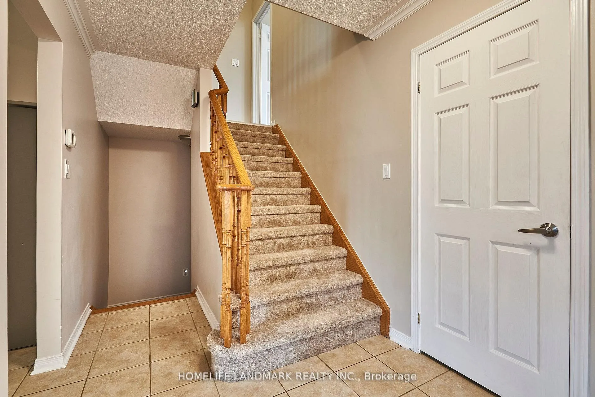 Photo 16 of 165 Madden Place, Clarington, Bowmanville — HOMEH