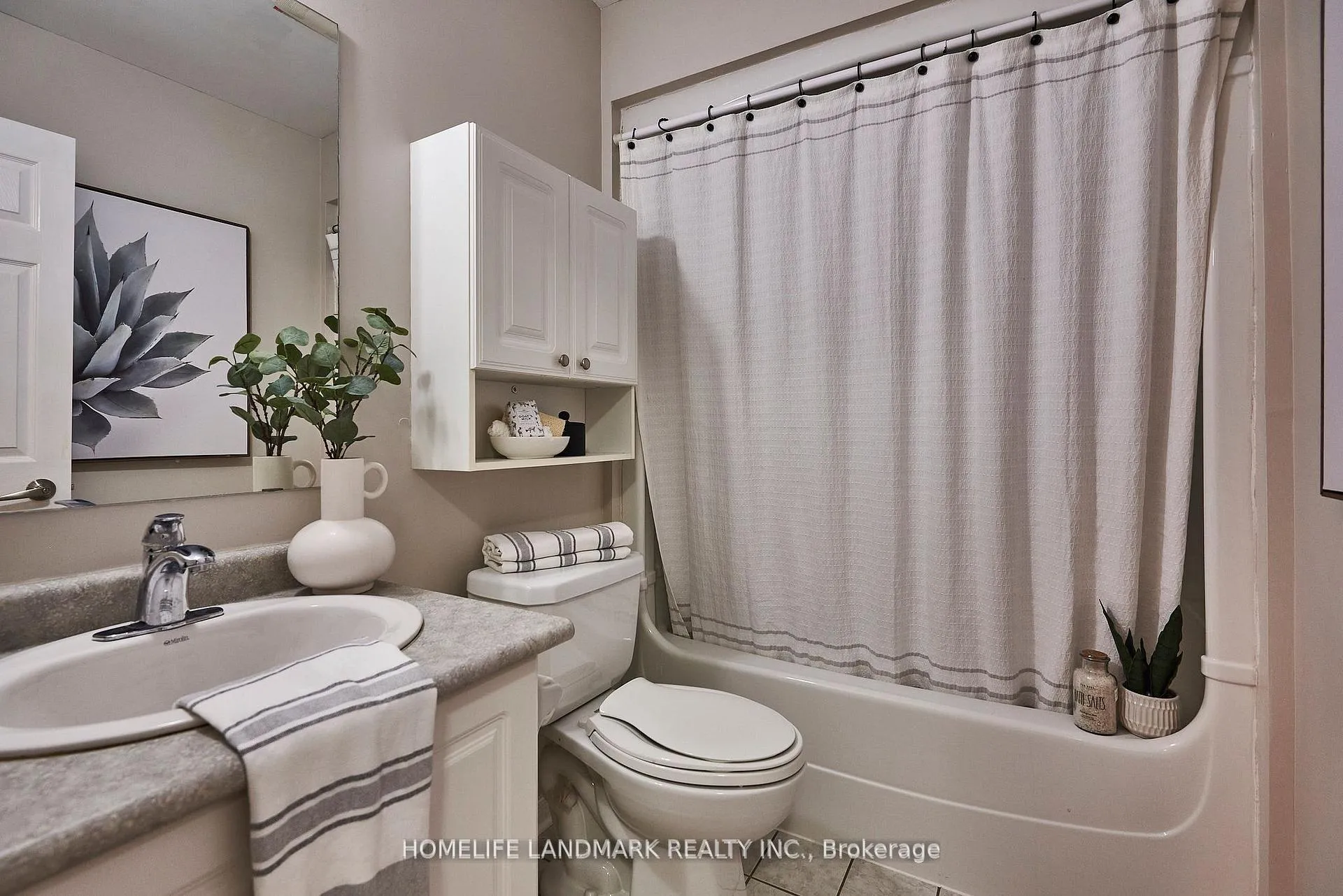 Photo 24 of 165 Madden Place, Clarington, Bowmanville — HOMEH