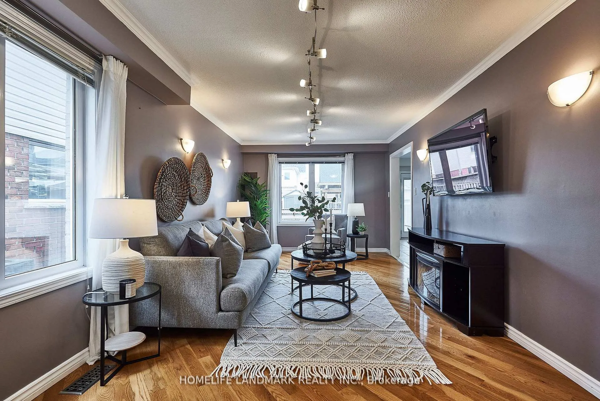 Photo 35 of 165 Madden Place, Clarington, Bowmanville — HOMEH