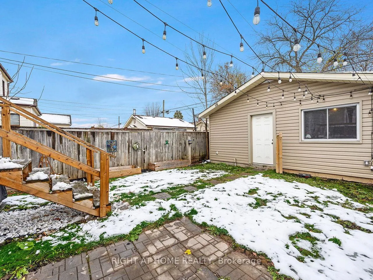 Photo 27 of 180 Rosslyn Avenue N, Hamilton, Crown Point — HOMEH