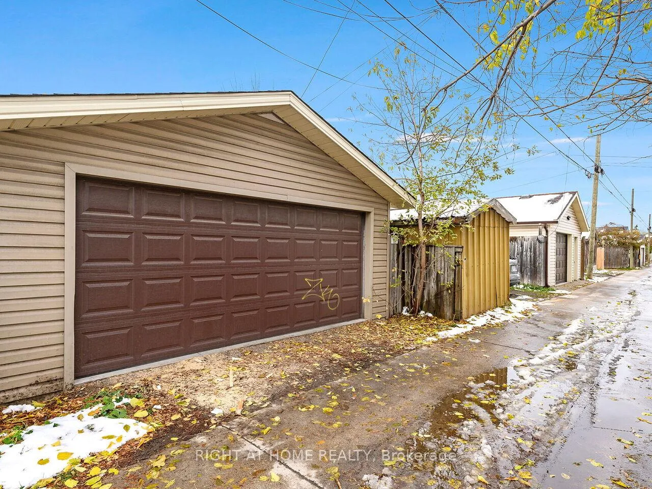 Photo 29 of 180 Rosslyn Avenue N, Hamilton, Crown Point — HOMEH