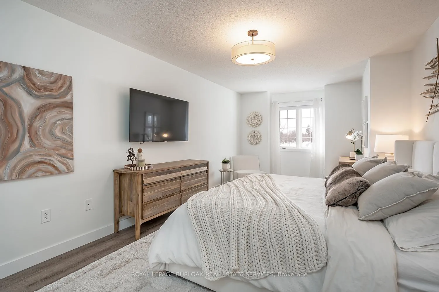 Photo 17 of 1351 Tobyn Drive, Burlington, Tansley — HOMEH