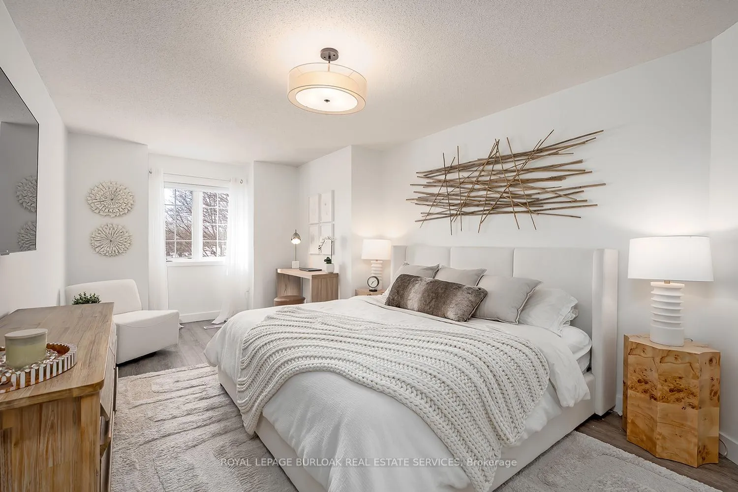 Photo 18 of 1351 Tobyn Drive, Burlington, Tansley — HOMEH