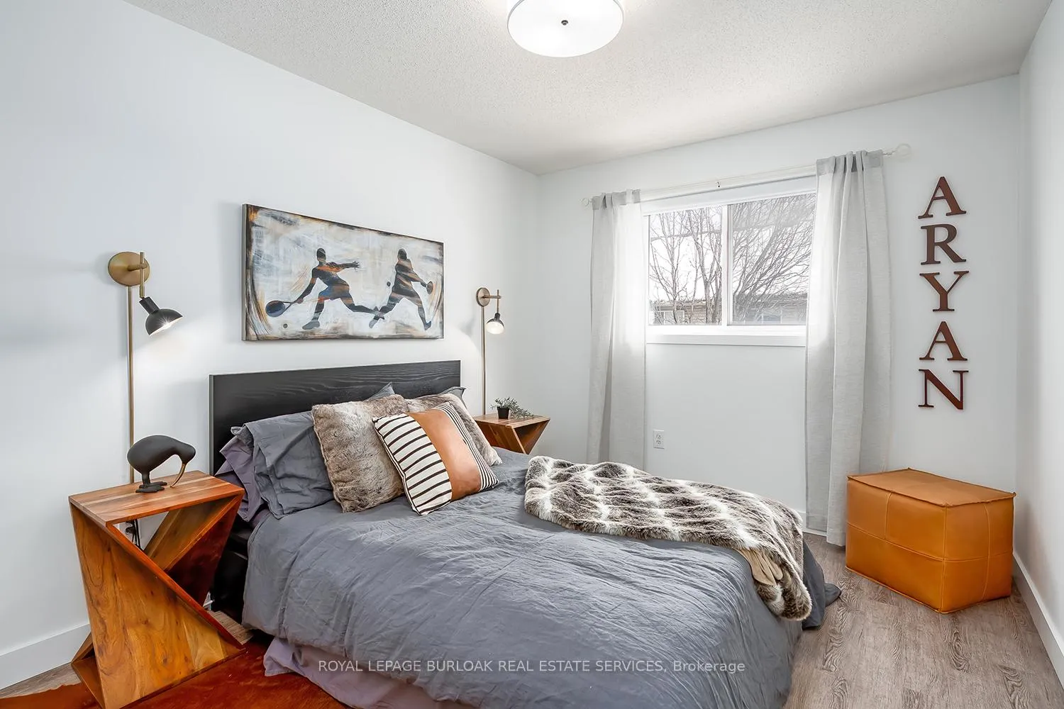 Photo 22 of 1351 Tobyn Drive, Burlington, Tansley — HOMEH