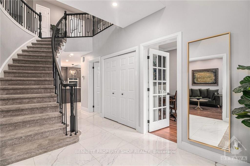 Photo 2 of 3532 Wyman Crescent, Ottawa, Windsor Park Village — HOMEH