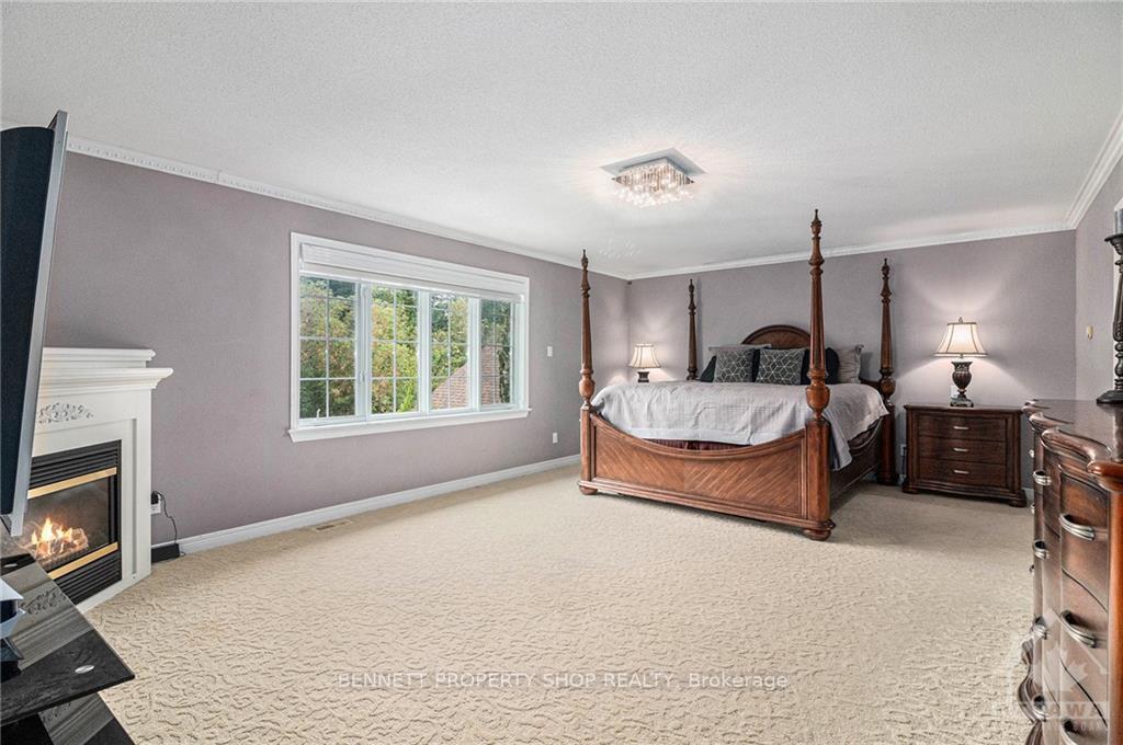 Photo 12 of 3532 Wyman Crescent, Ottawa, Windsor Park Village — HOMEH