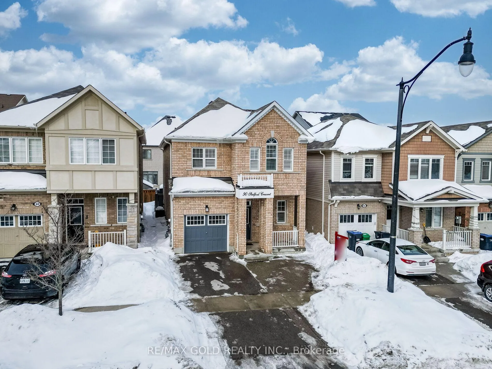 Front of 90 Stedford Crescent